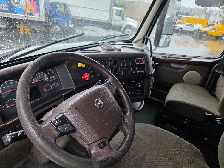 2016 Volvo in Tukwila, WA — photo 10