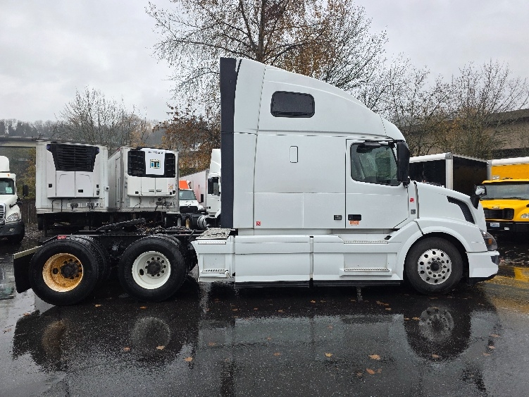 2016 Volvo in Tukwila, WA — photo 8