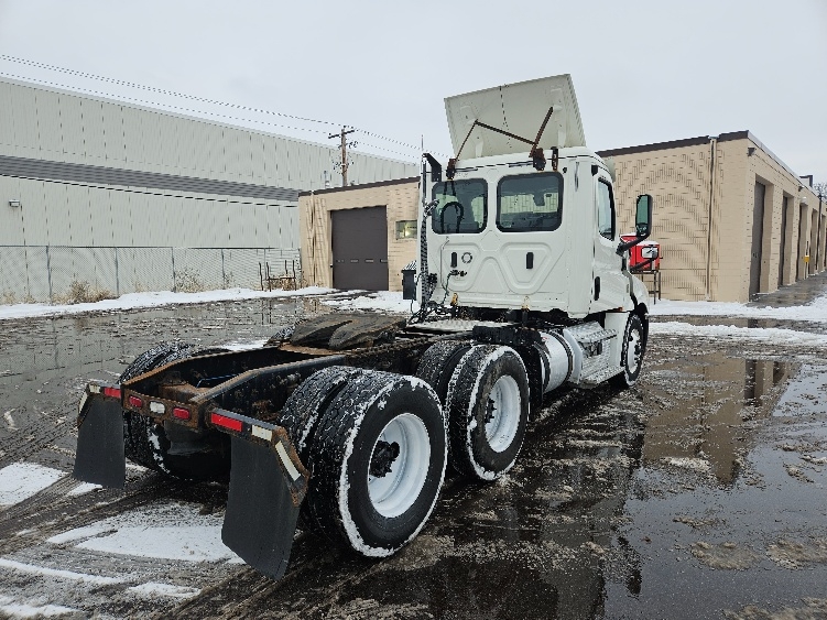 2019 Freightliner in Brooklyn Park, MN — photo 7