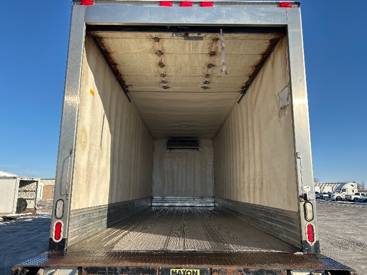2015 Freightliner M2 106 in North Liberty, IA — photo 8