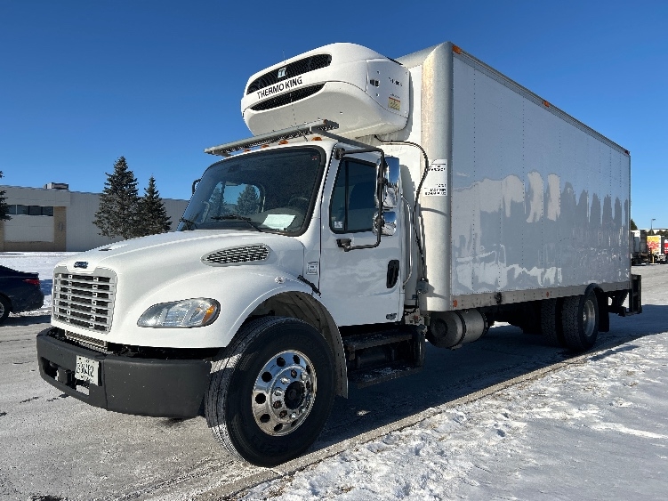 2016 Freightliner eM2 in De Pere, WI — photo 3