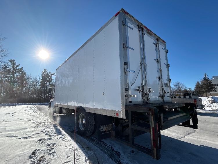 2016 Freightliner eM2 in De Pere, WI — photo 6