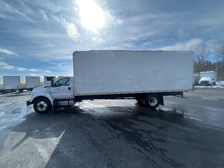 2022 Ford F-750 in Oakwood Village, OH — photo 4