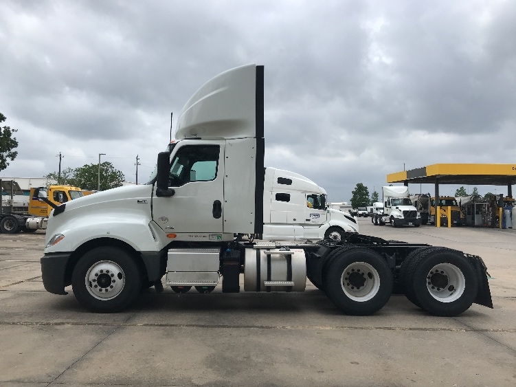 2020 International LT in Houston, TX — photo 4
