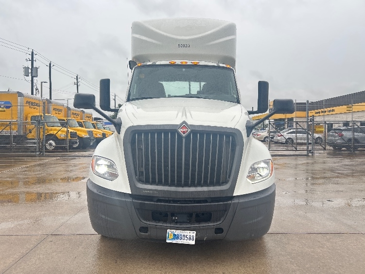 2020 International LT in San Antonio, TX — photo 2