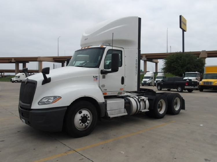 2020 International LT in Fort Worth, TX — photo 3