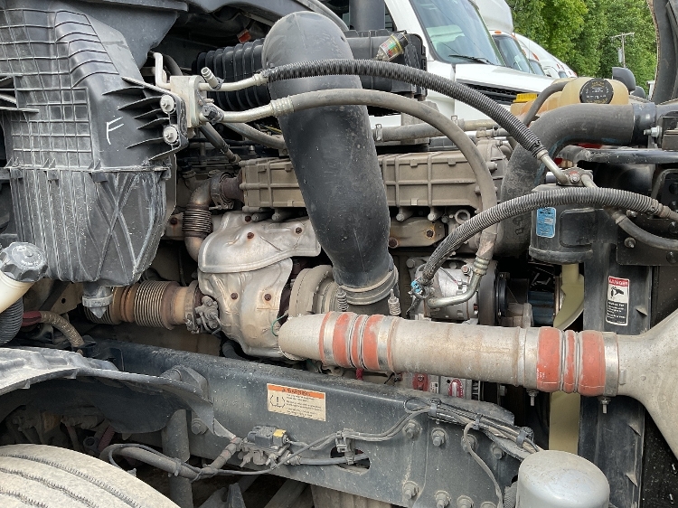 2020 Freightliner Cascadia in Charlotte, NC — photo 10