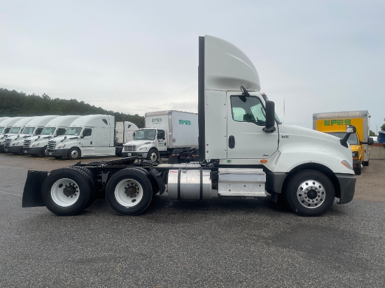 2020 International LT in Chester, VA — photo 8