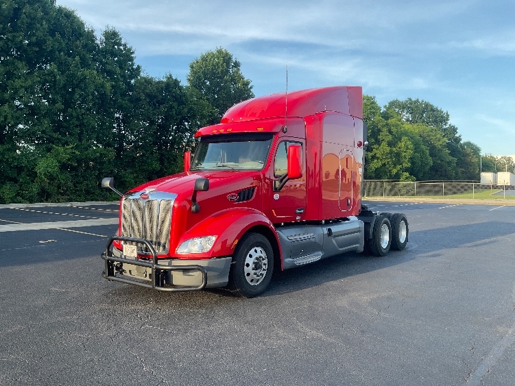 2020 Peterbilt 579 in La Vergne, TN — photo 3