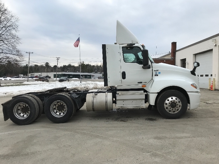 2020 International LT in Londonderry, NH — photo 8