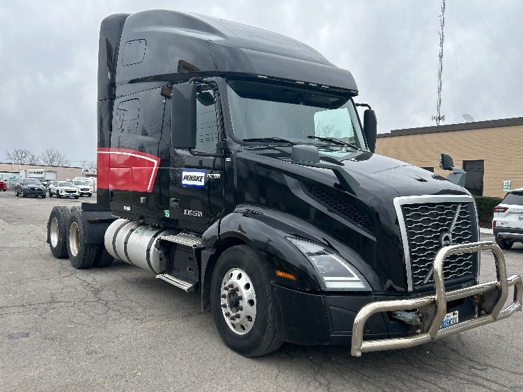 2020 Volvo VNL 760