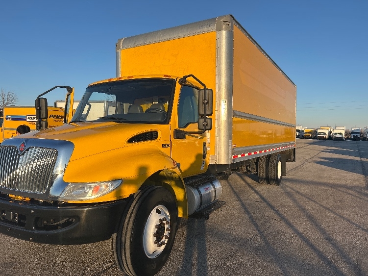 2021 International MV in Davenport, IA — photo 3