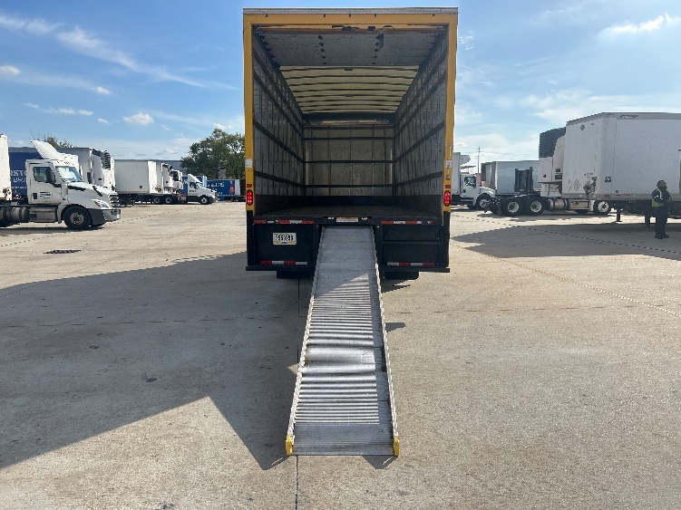 2021 International MV in Houston, TX — photo 9