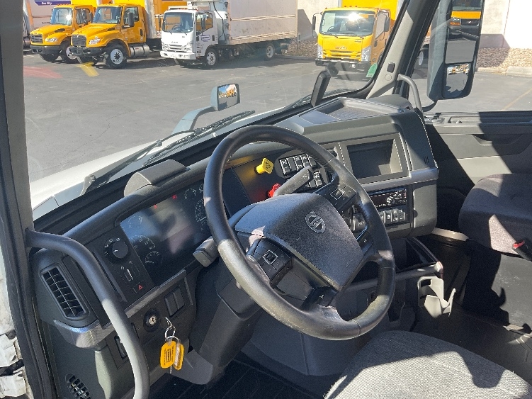 2020 Volvo VNR 640 in Fontana, CA — photo 10