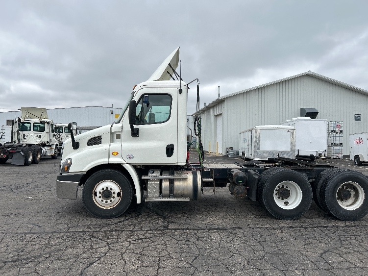 2019 Freightliner Cascadia in Piqua, OH — photo 4