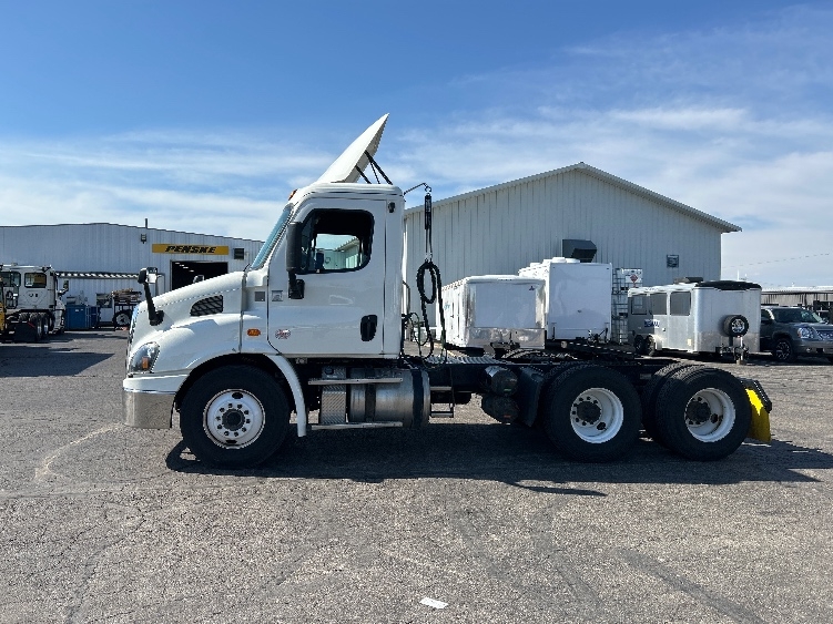 2019 Freightliner Cascadia in Piqua, OH — photo 4