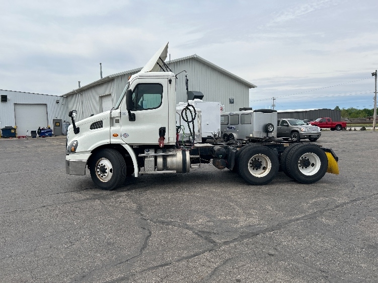 2019 Freightliner Cascadia in Piqua, OH — photo 4
