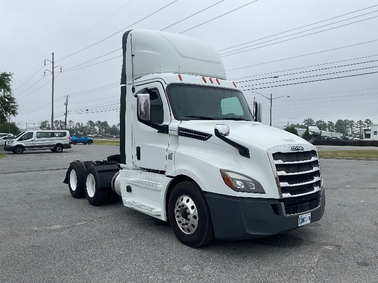 2020 Freightliner Cascadia