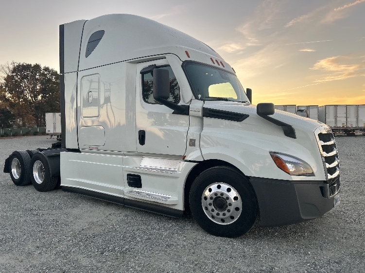 2021 Freightliner Cascadia