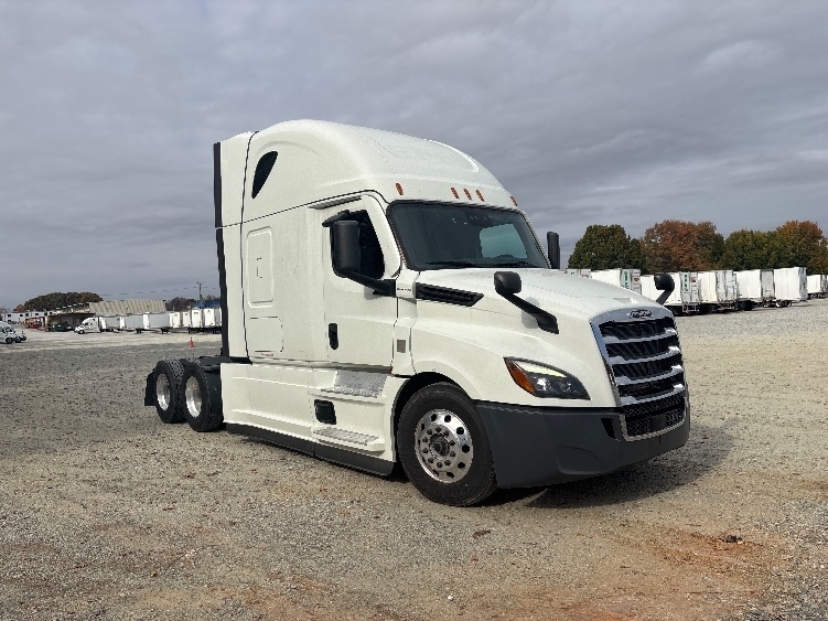 2021 Freightliner Cascadia