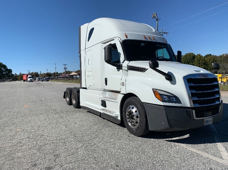 2021 Freightliner Cascadia