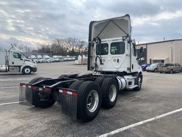 2021 Freightliner Cascadia in Nashville (Mount Juliet), TN — photo 7
