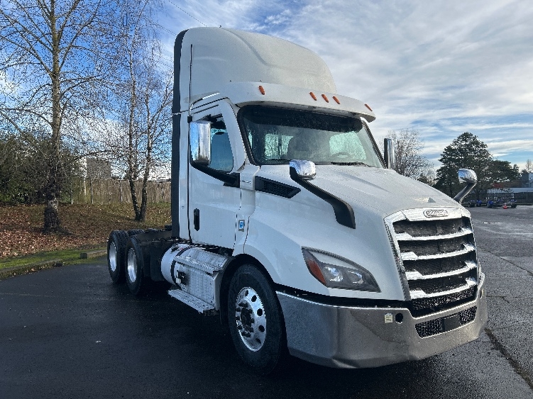 2021 Freightliner Cascadia