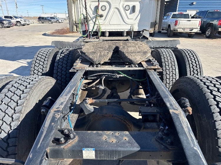 2021 Freightliner Cascadia in Aurora, CO — photo 6