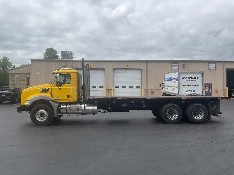 2019 Mack Granite in Bethlehem, PA — photo 4