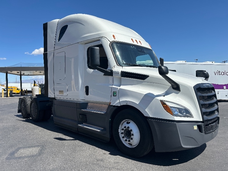 2023 Freightliner Cascadia