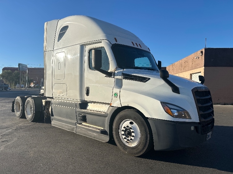 2023 Freightliner Cascadia