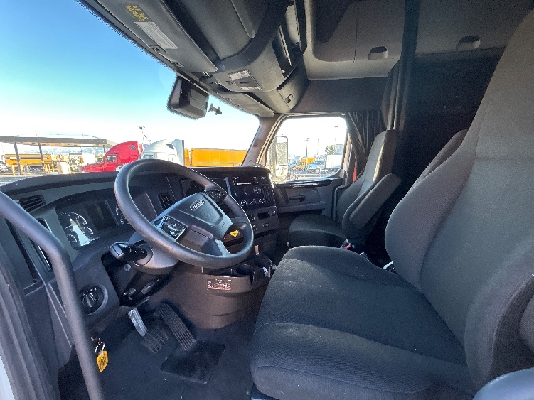 2023 Freightliner Cascadia in Las Vegas, NV — photo 10