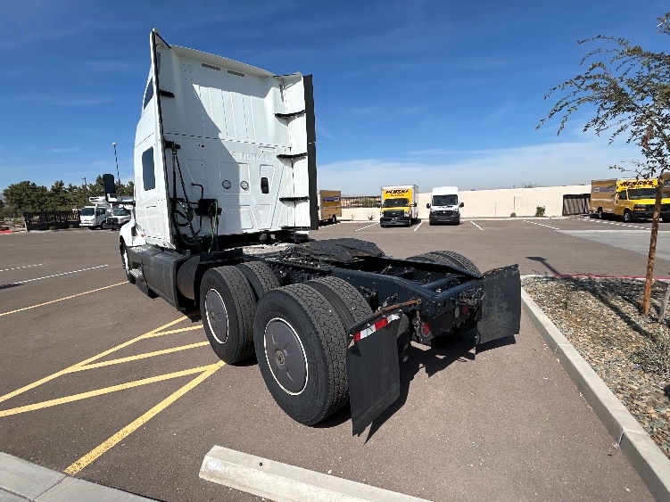 2023 International LT in Phoenix, AZ — photo 5