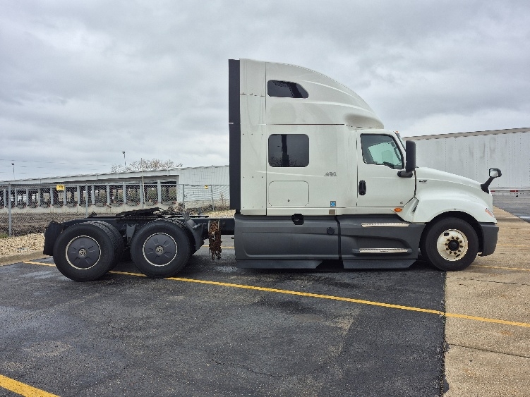 2023 International LT in La Porte, IN — photo 8