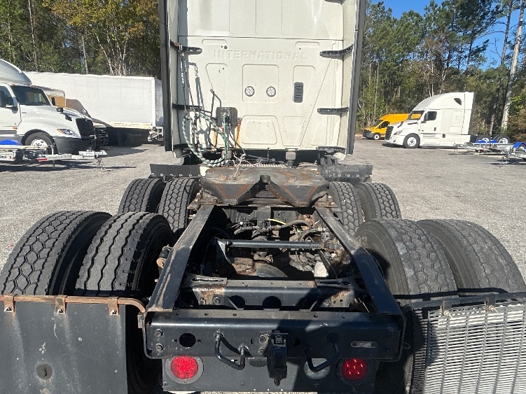2023 International LT in Pensacola, FL — photo 6