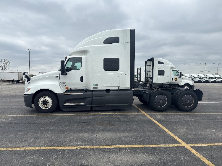 2023 International LT in La Porte, IN — photo 4