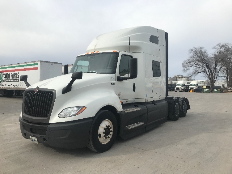 2023 International LT in Des Moines, IA — photo 3