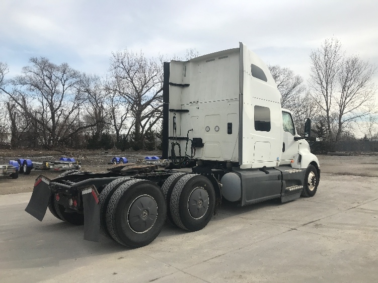 2023 International LT in Des Moines, IA — photo 7