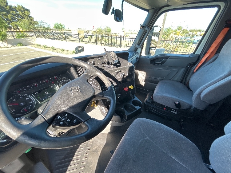 2023 International LT in Phoenix, AZ — photo 10