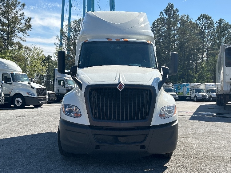 2023 International LT in Lexington, SC — photo 2