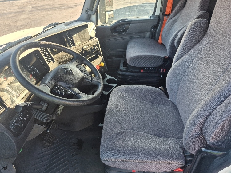 2023 International LT in La Porte, IN — photo 10