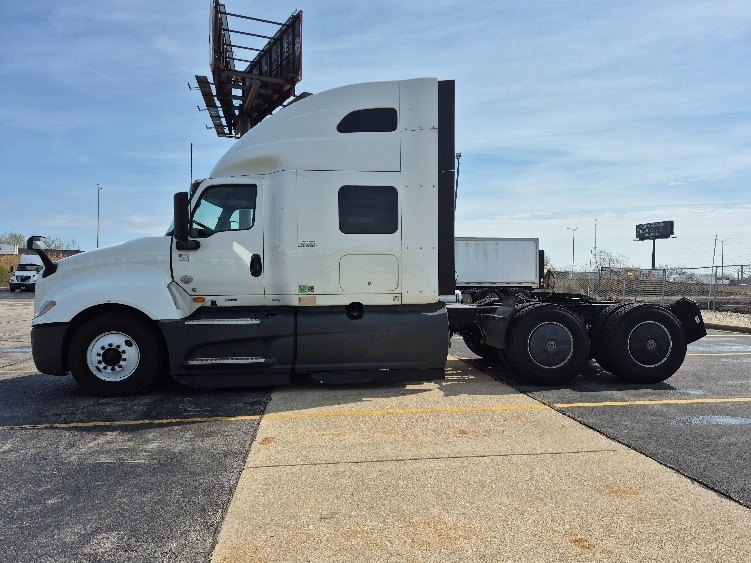 2023 International LT in La Porte, IN — photo 4