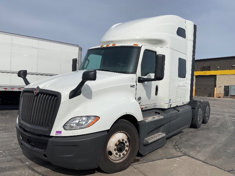 2023 International LT in Milwaukee, WI — photo 3