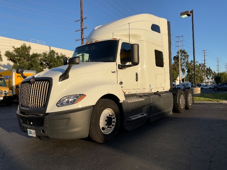 2023 International LT in Torrance, CA — photo 3