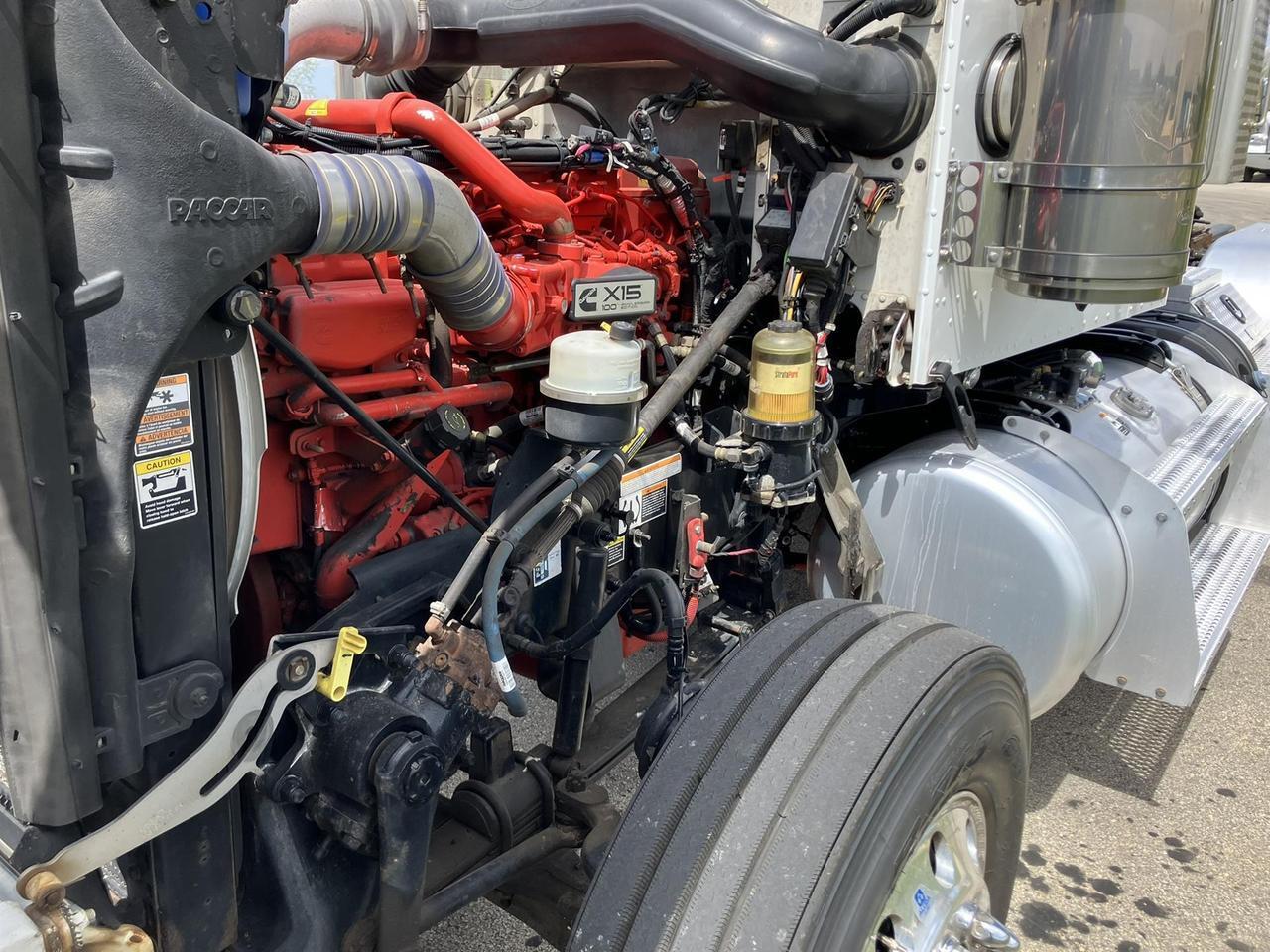 2020 Peterbilt 389 in Rochester, MN — photo 9