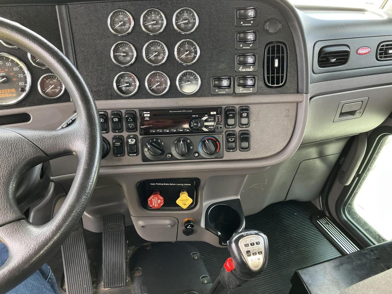 2020 Peterbilt 389 in Rochester, MN — photo 11