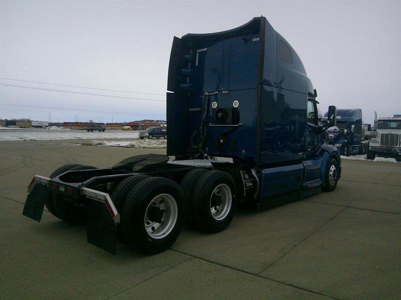 2020 Peterbilt 579 in Eau Claire, WI — photo 8