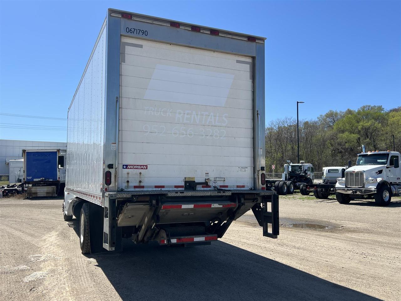 2021 Peterbilt 337