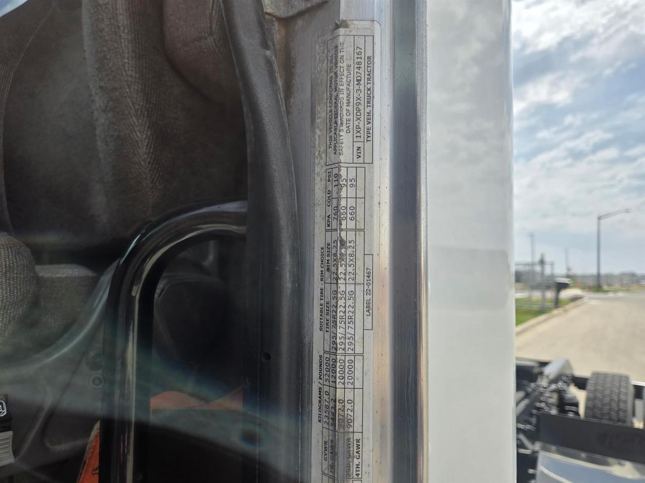 2021 Peterbilt 389 in Eau Claire, WI — photo 11