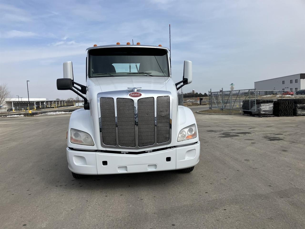 2021 Peterbilt 579